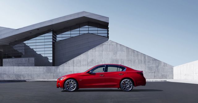Infiniti Q50 foto 5