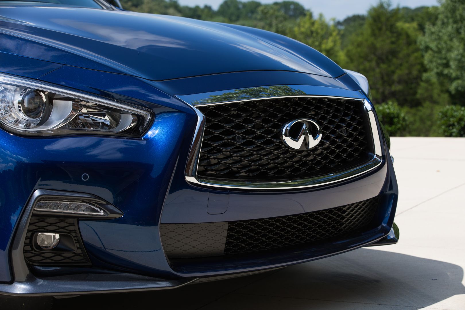 Infiniti Q50 photo 51