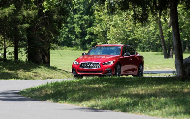 Infiniti Q50 foto 53