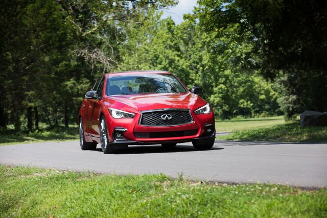 Infiniti Q50 foto 56