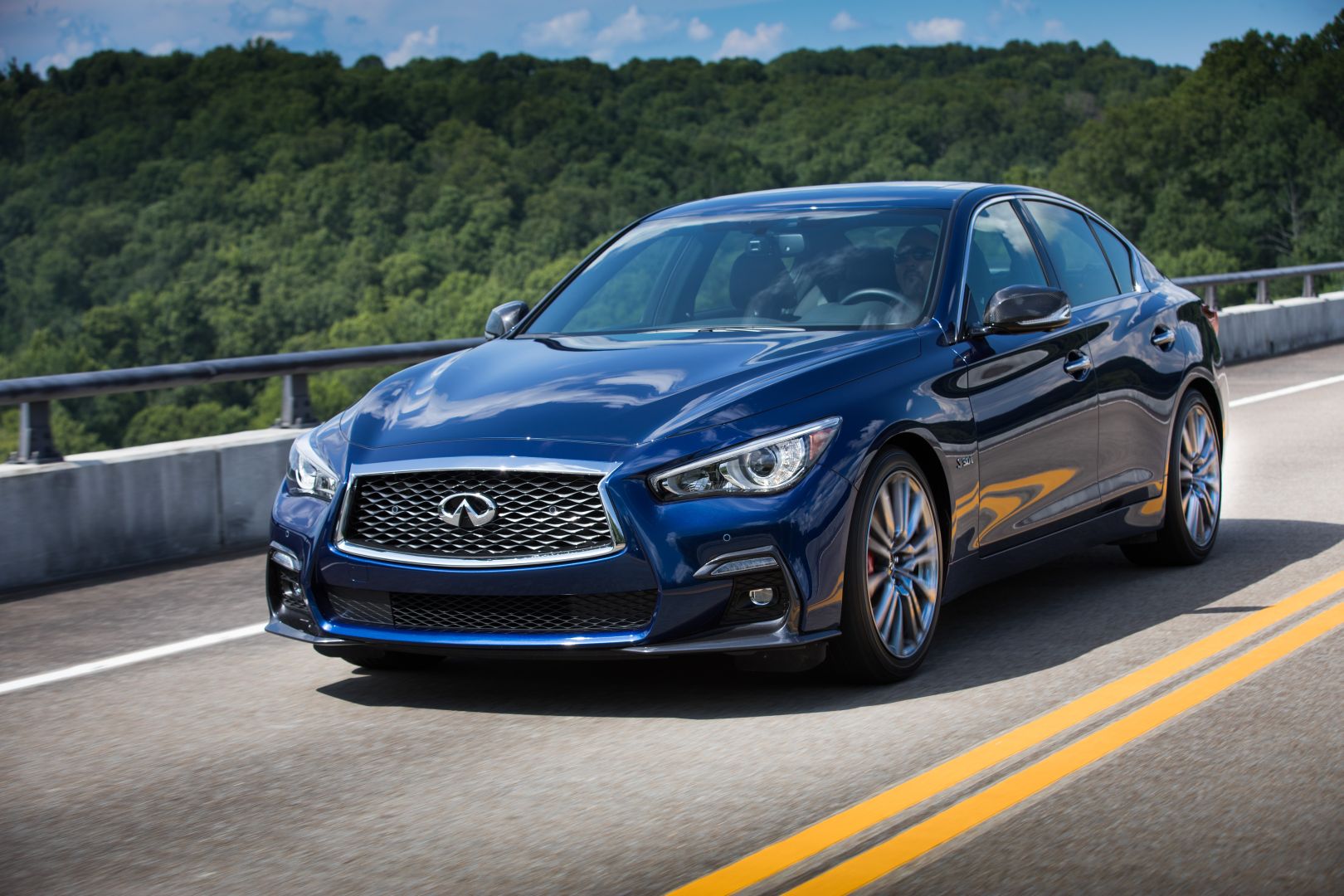 Infiniti Q50 photo 73