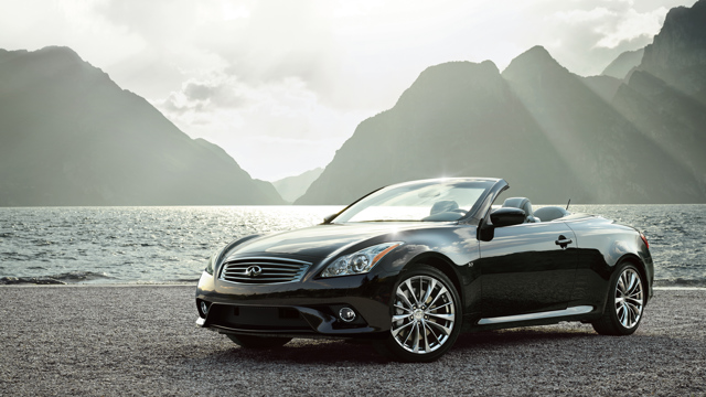 Infiniti Q60 Convertible foto 3