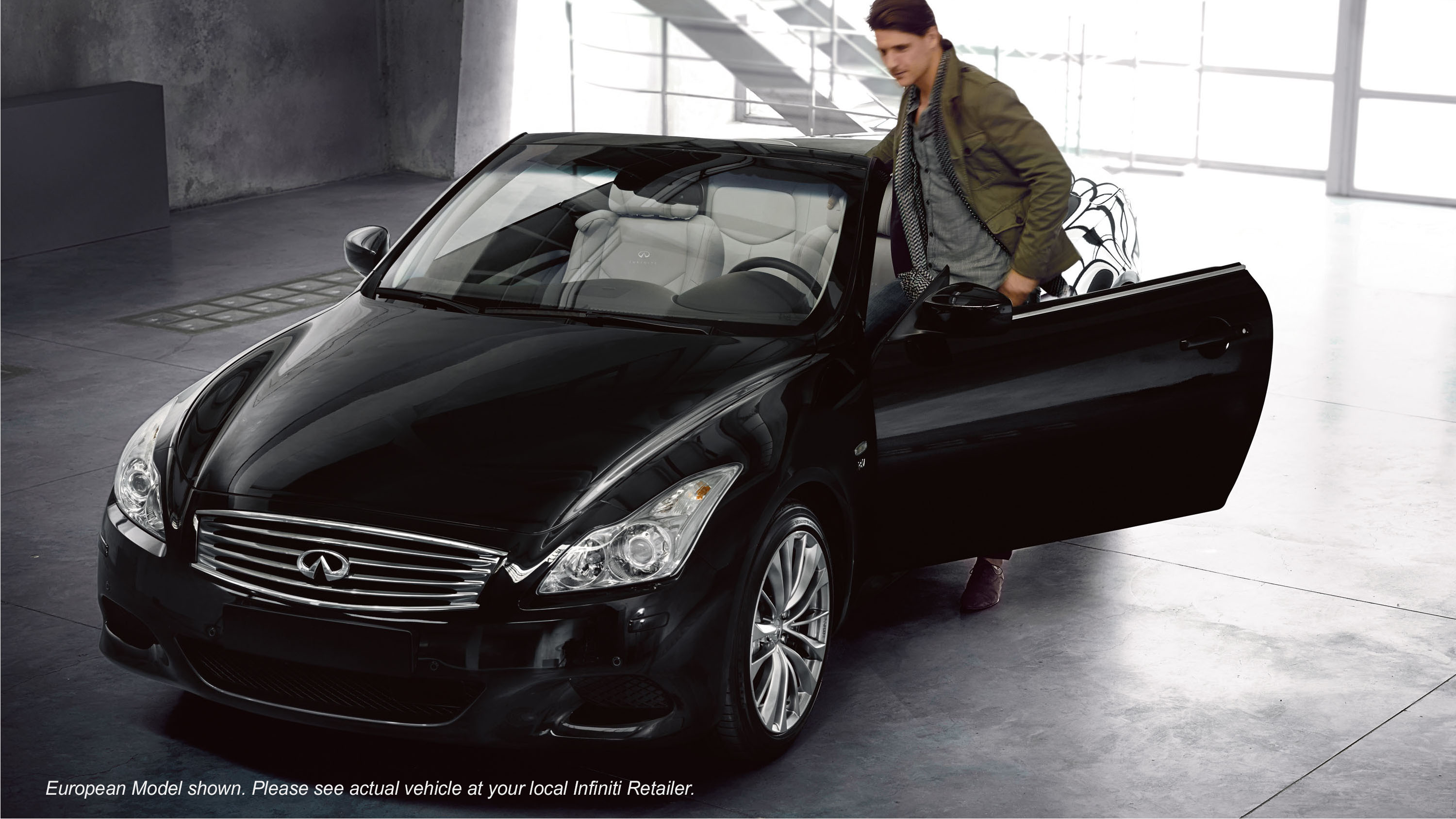 Infiniti Q60 Convertible photo 8