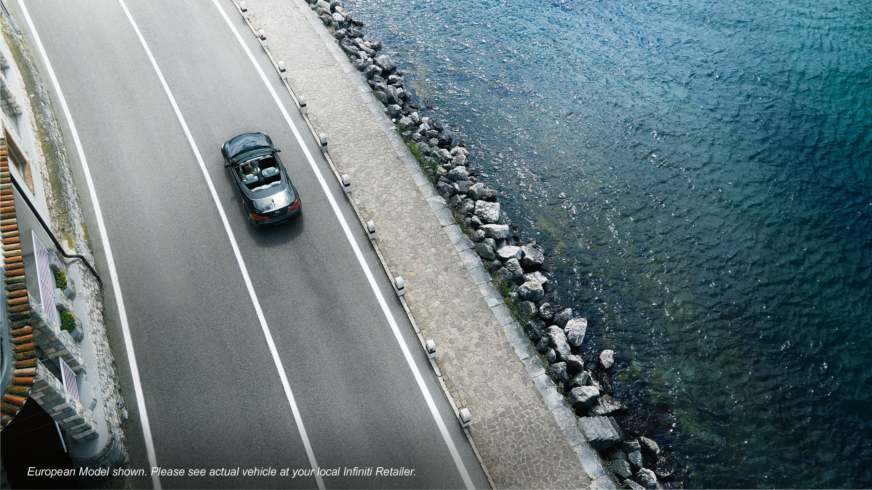 Infiniti Q60 Convertible photo 10