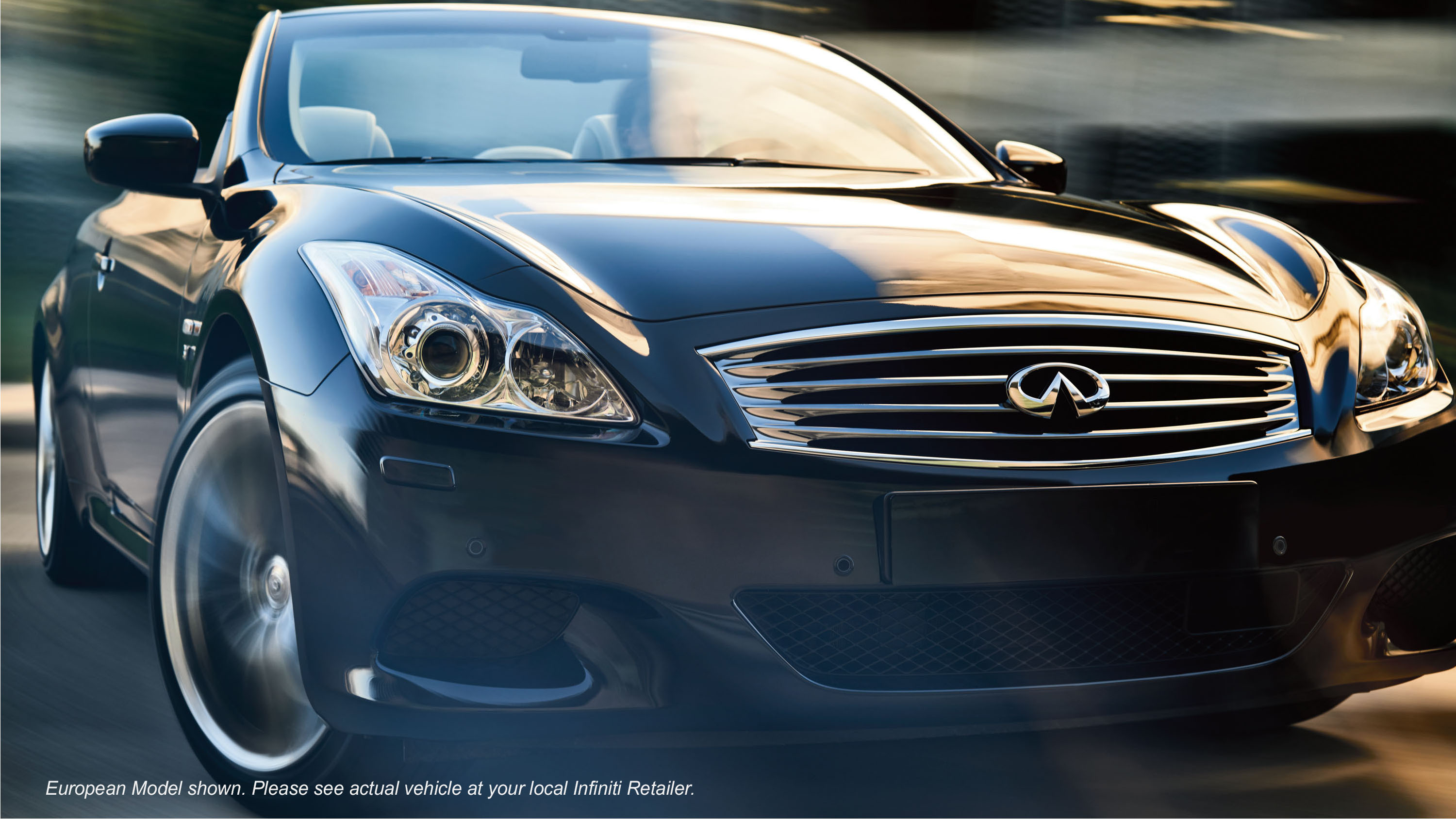 Infiniti Q60 Convertible photo 11