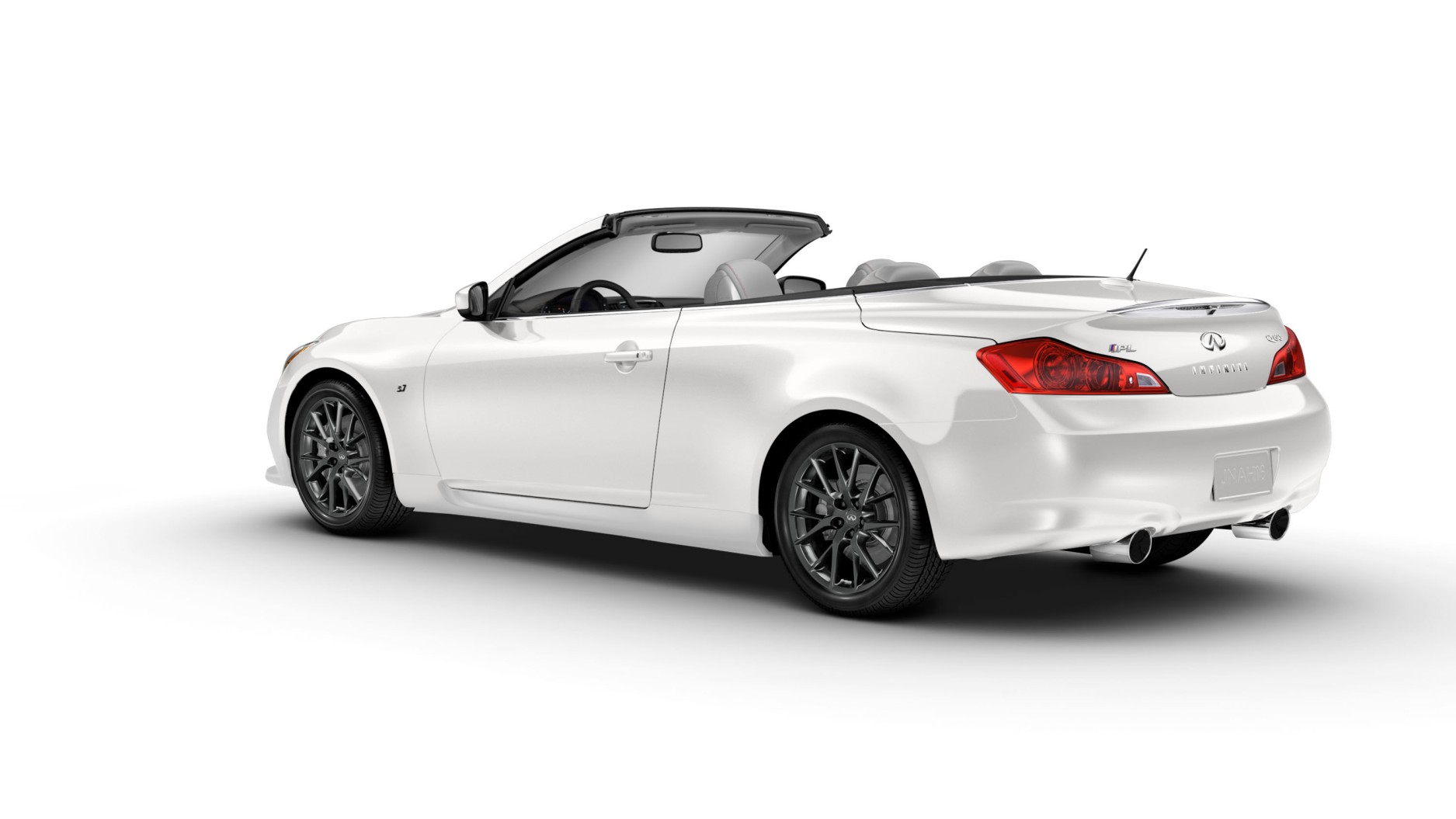 Infiniti Q60 Convertible photo 7