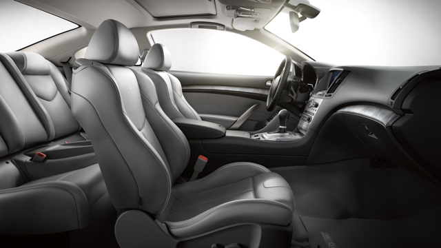 Infiniti Q60 foto 25
