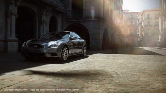 Infiniti Q60 foto 8