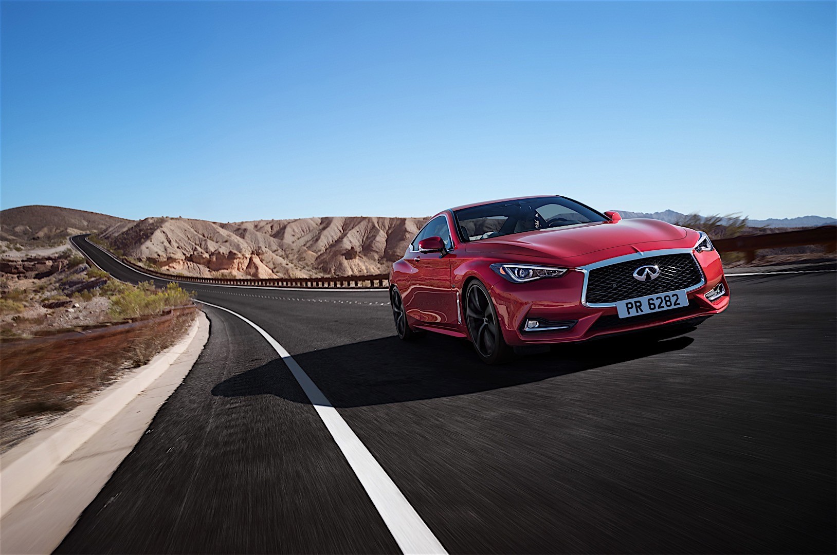 Infiniti Q60 photo 7
