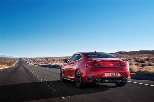 Infiniti Q60 photo 9