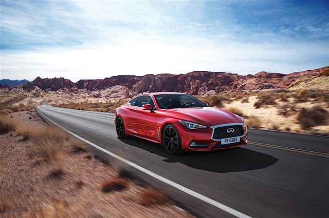 Infiniti Q60 photo 20