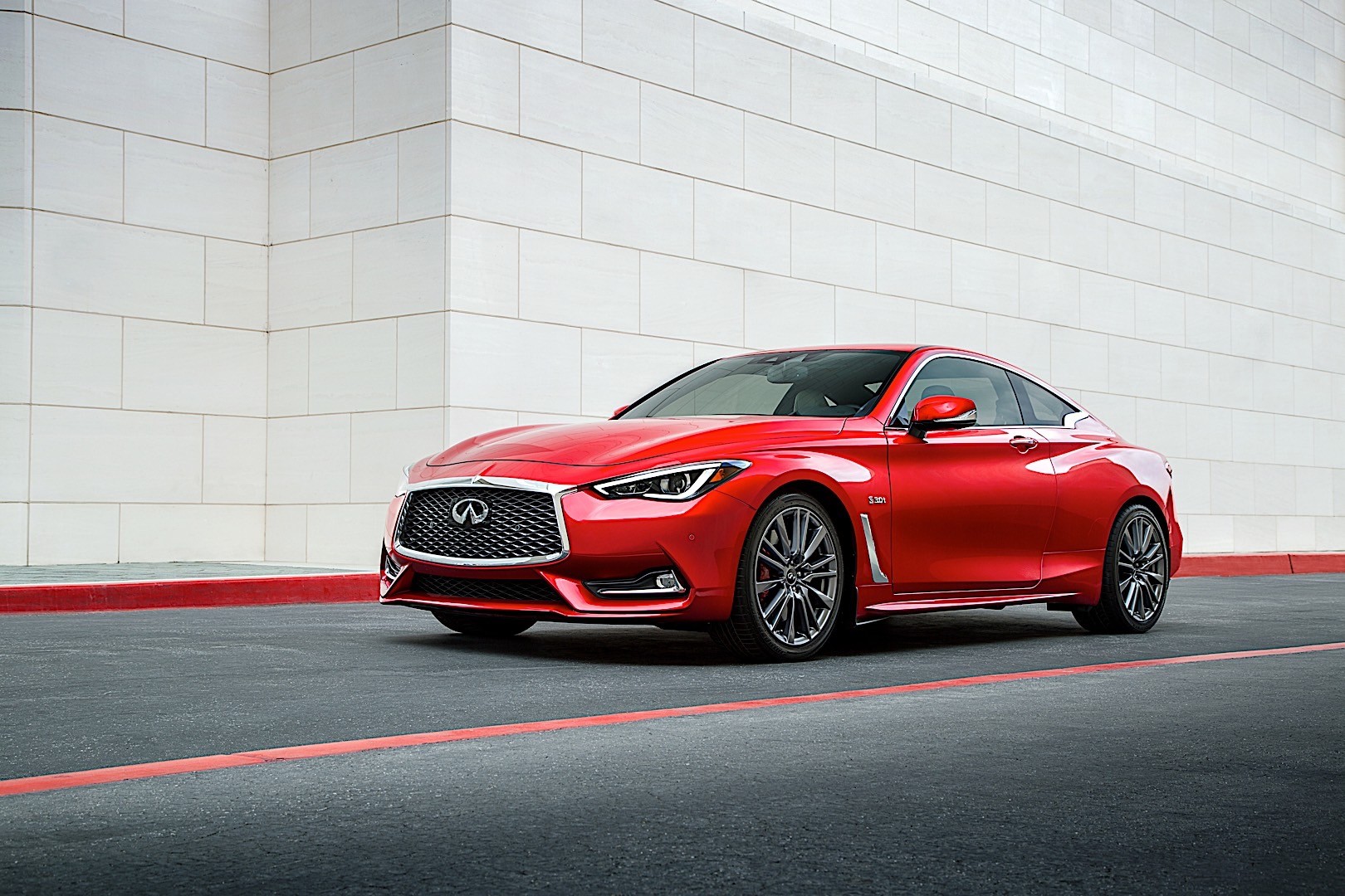 Infiniti Q60 photo 35
