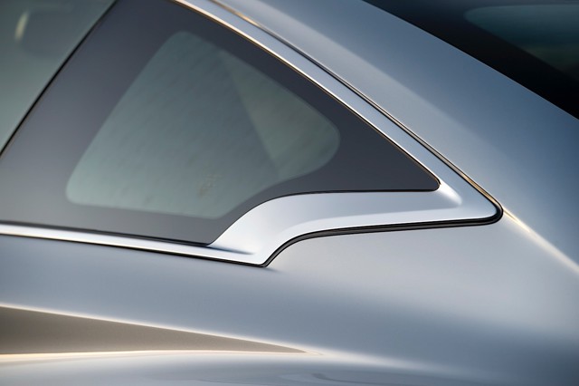 Infiniti Q60 photo 45