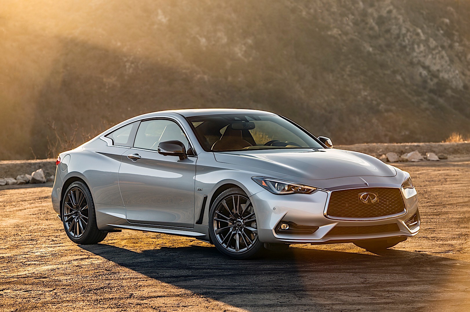 Infiniti Q60 photo 47