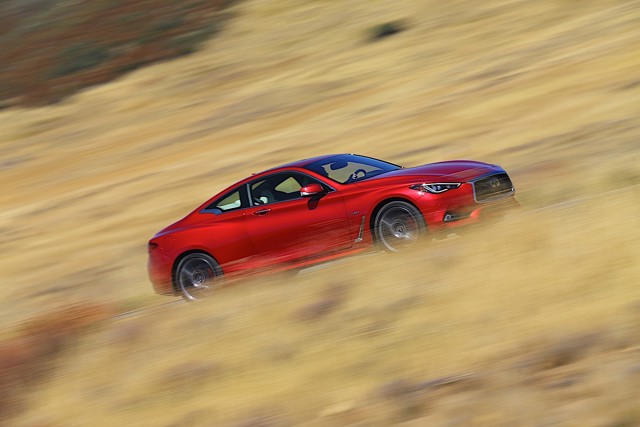 Infiniti Q60 photo 52