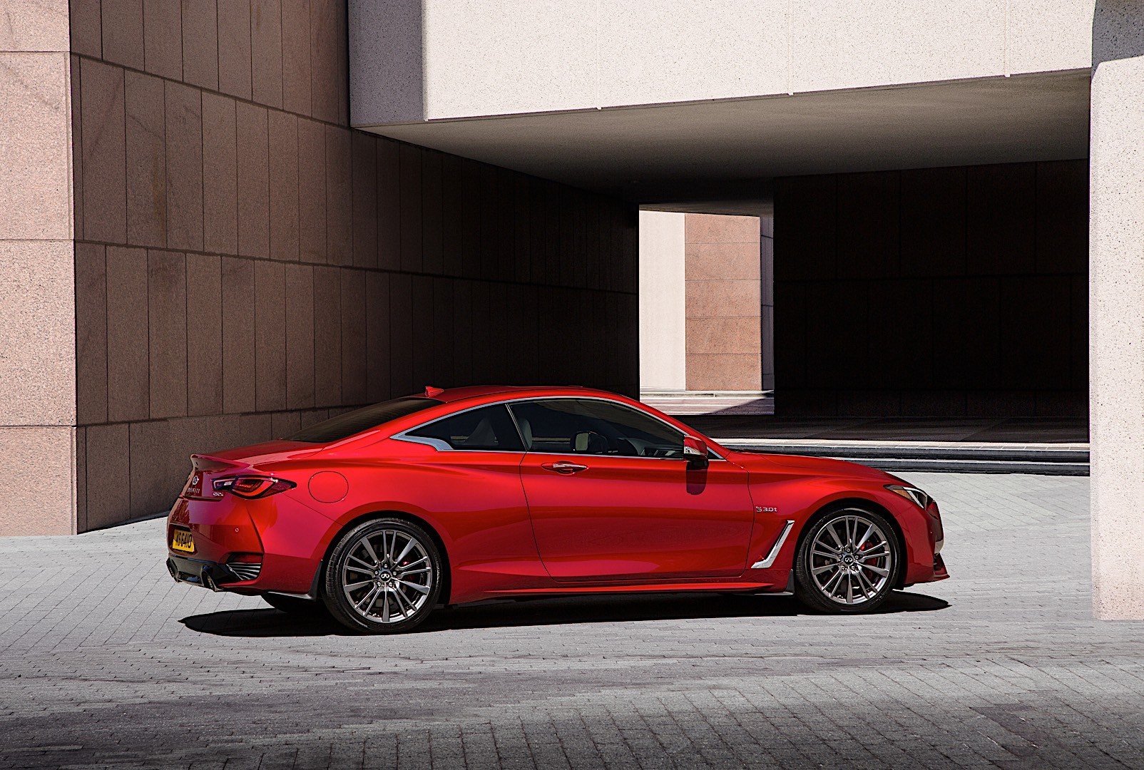 Infiniti Q60 photo 63