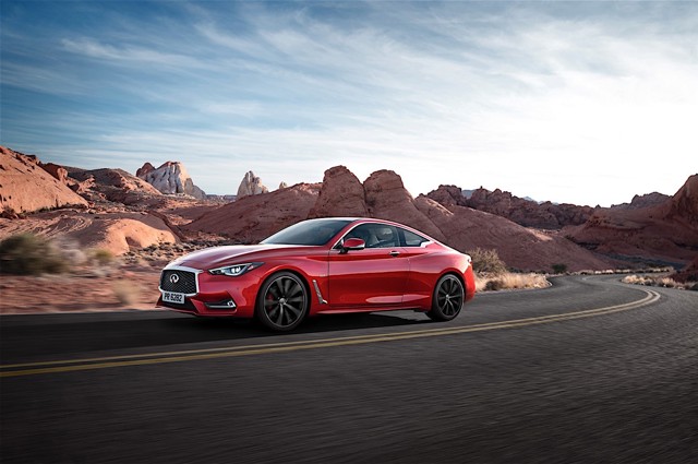 Infiniti Q60 photo 5