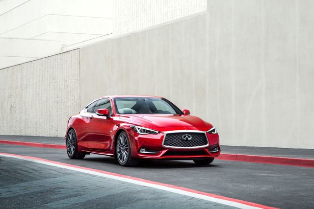 Infiniti Q60 foto 4
