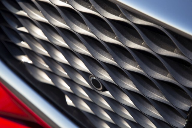 Infiniti Q60 foto 20