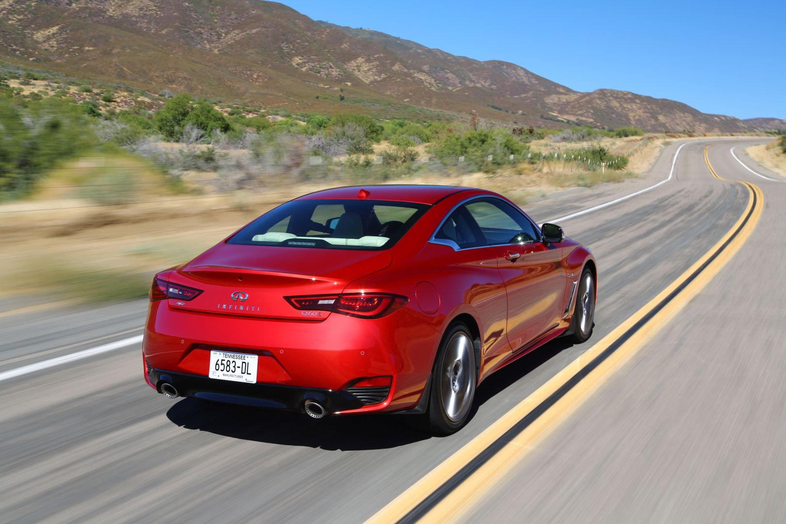Infiniti Q60 photo 46