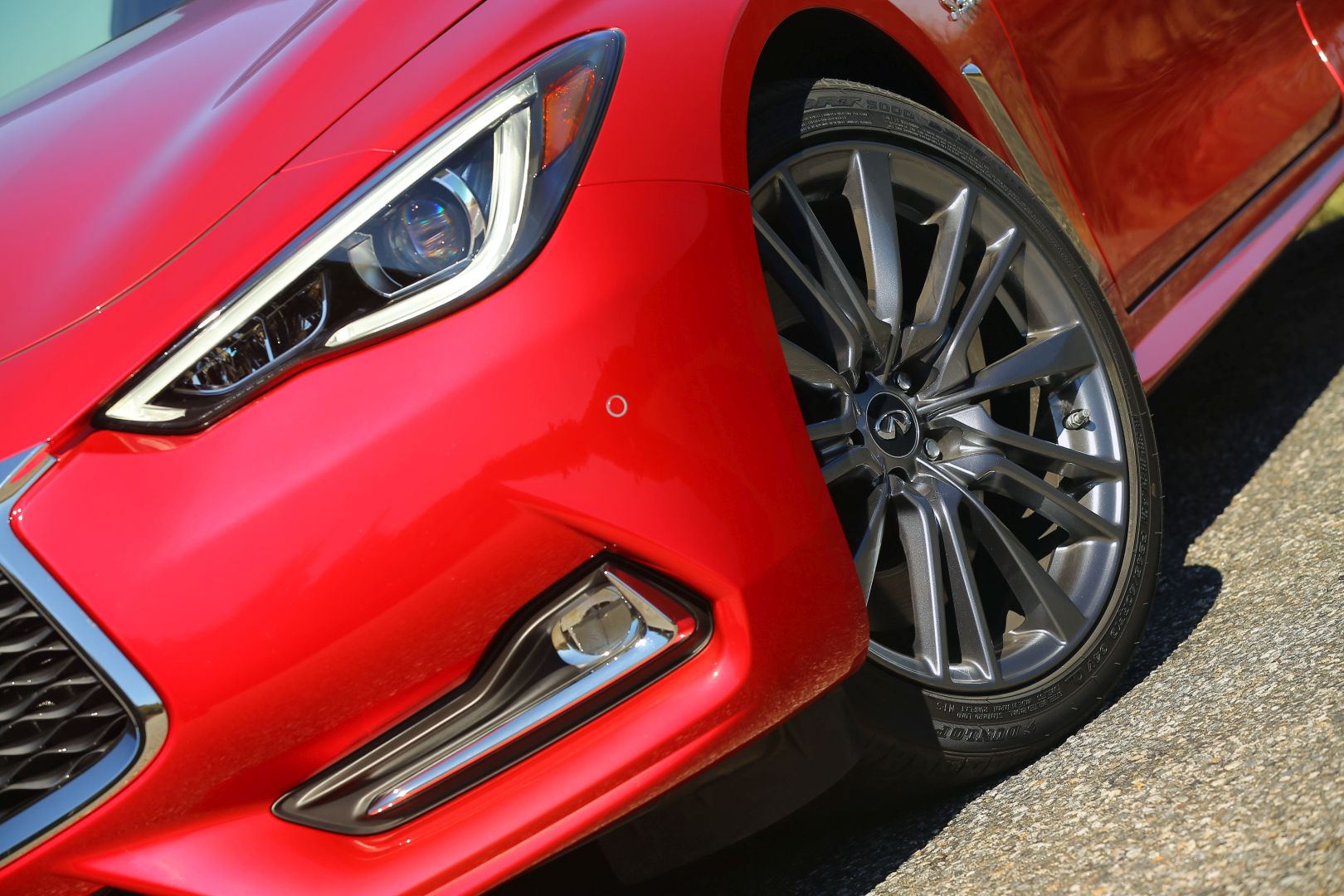 Infiniti Q60 photo 47