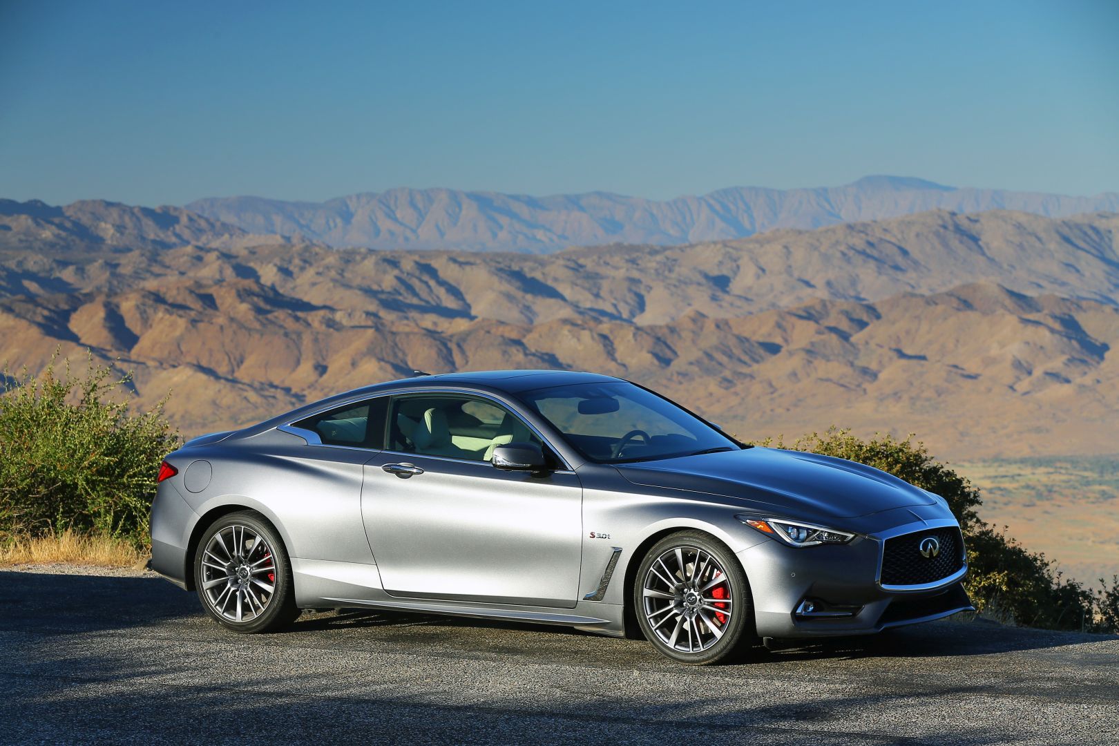 Infiniti Q60 photo 68