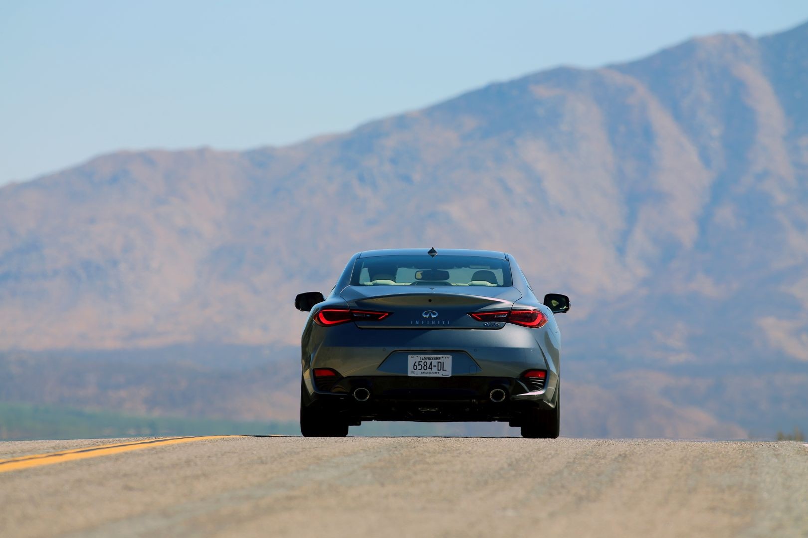 Infiniti Q60 photo 72