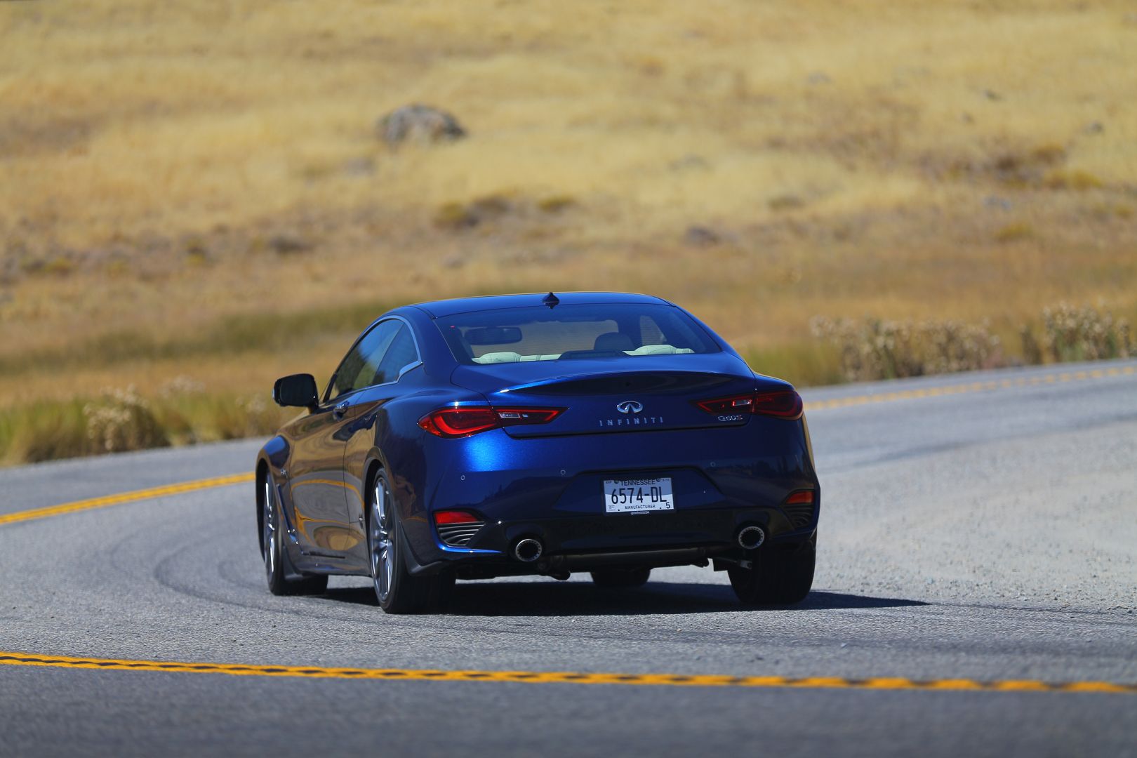 Infiniti Q60 photo 76