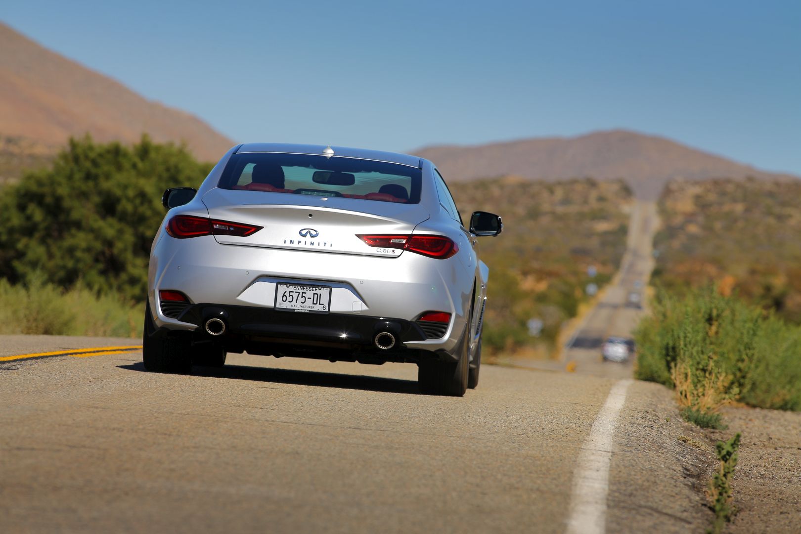 Infiniti Q60 photo 80