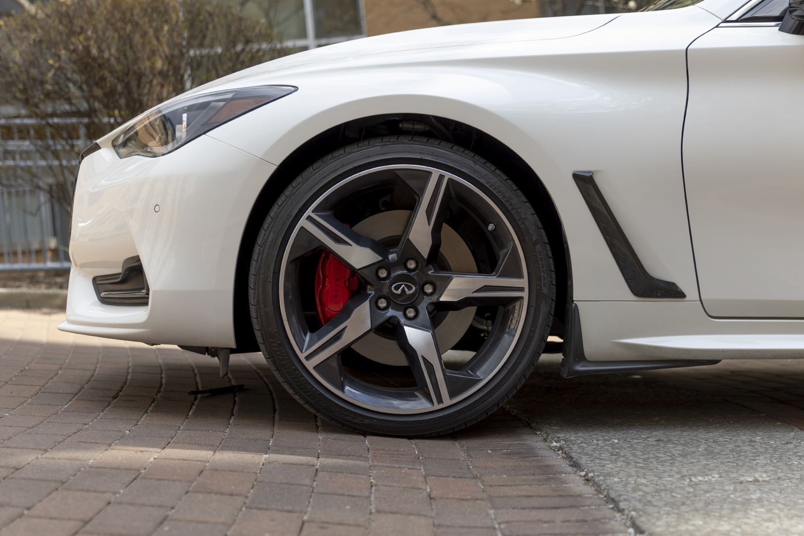 Infiniti Q60 photo 85