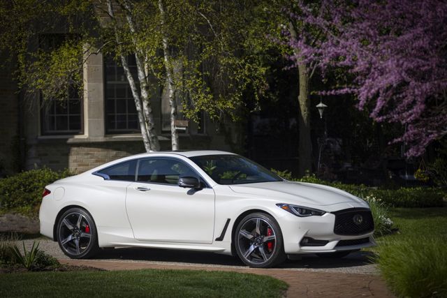 Infiniti Q60 foto 88