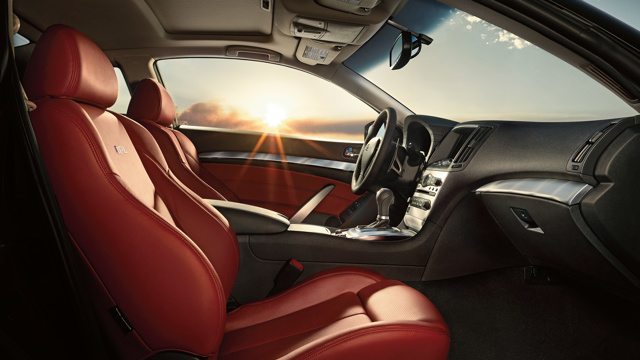 Infiniti Q60 foto 8