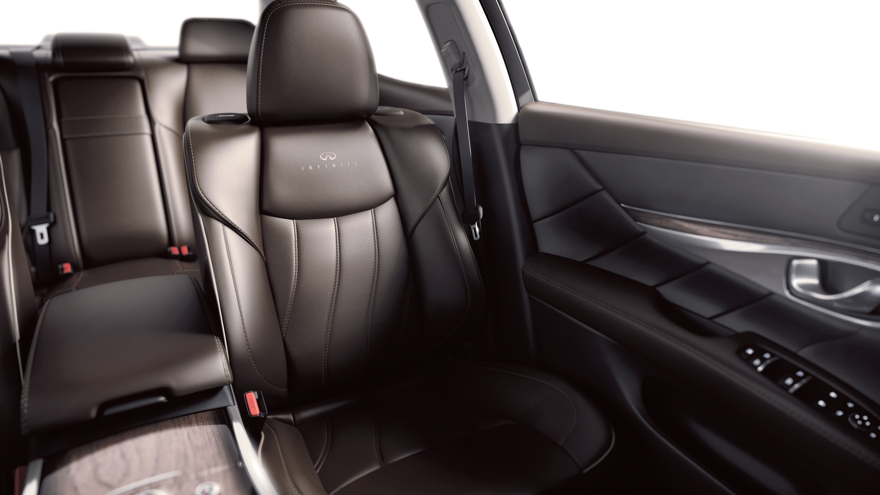 Infiniti Q70 photo 25