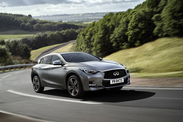 Infiniti Qx30 foto 9