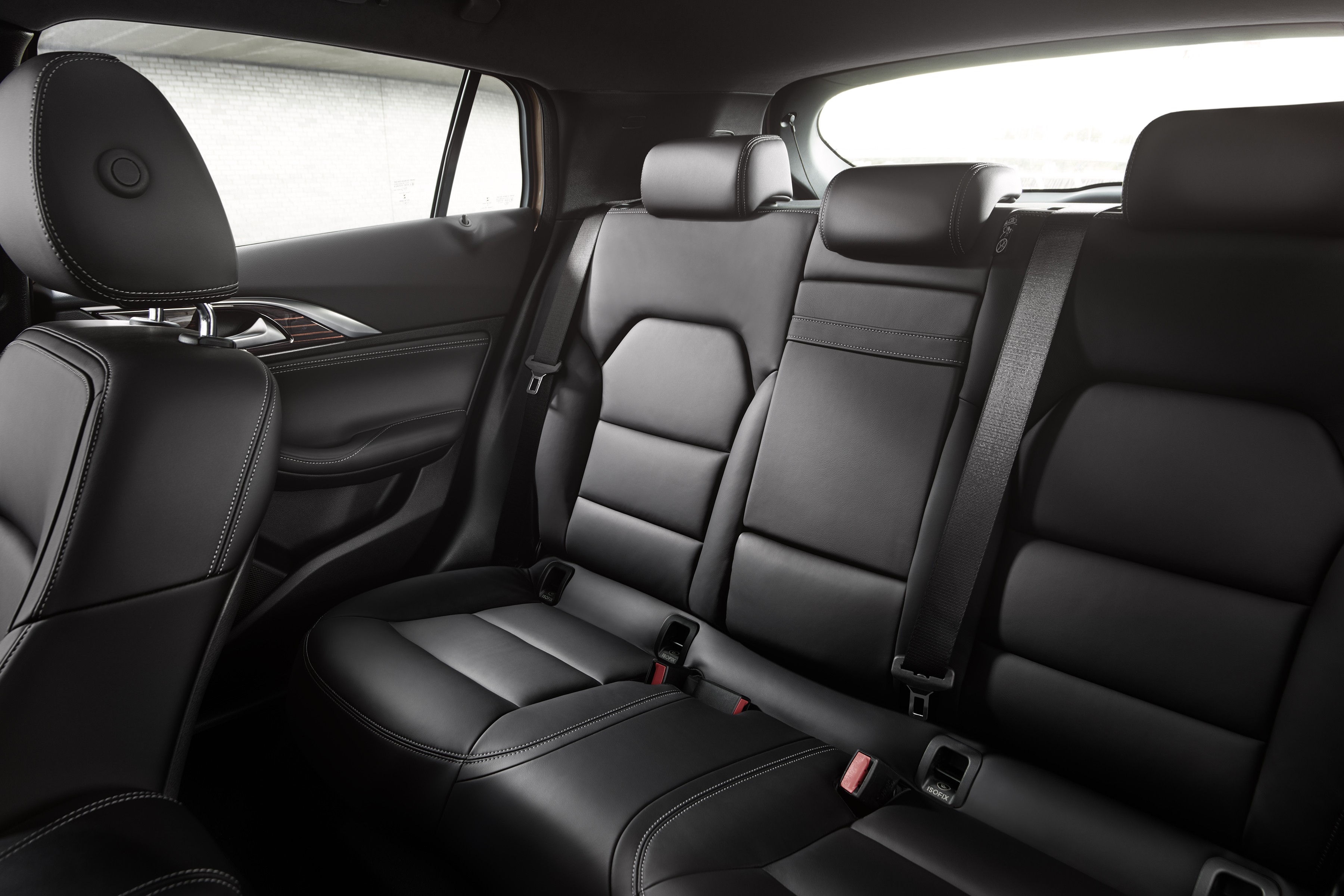 Infiniti Qx30 photo 76