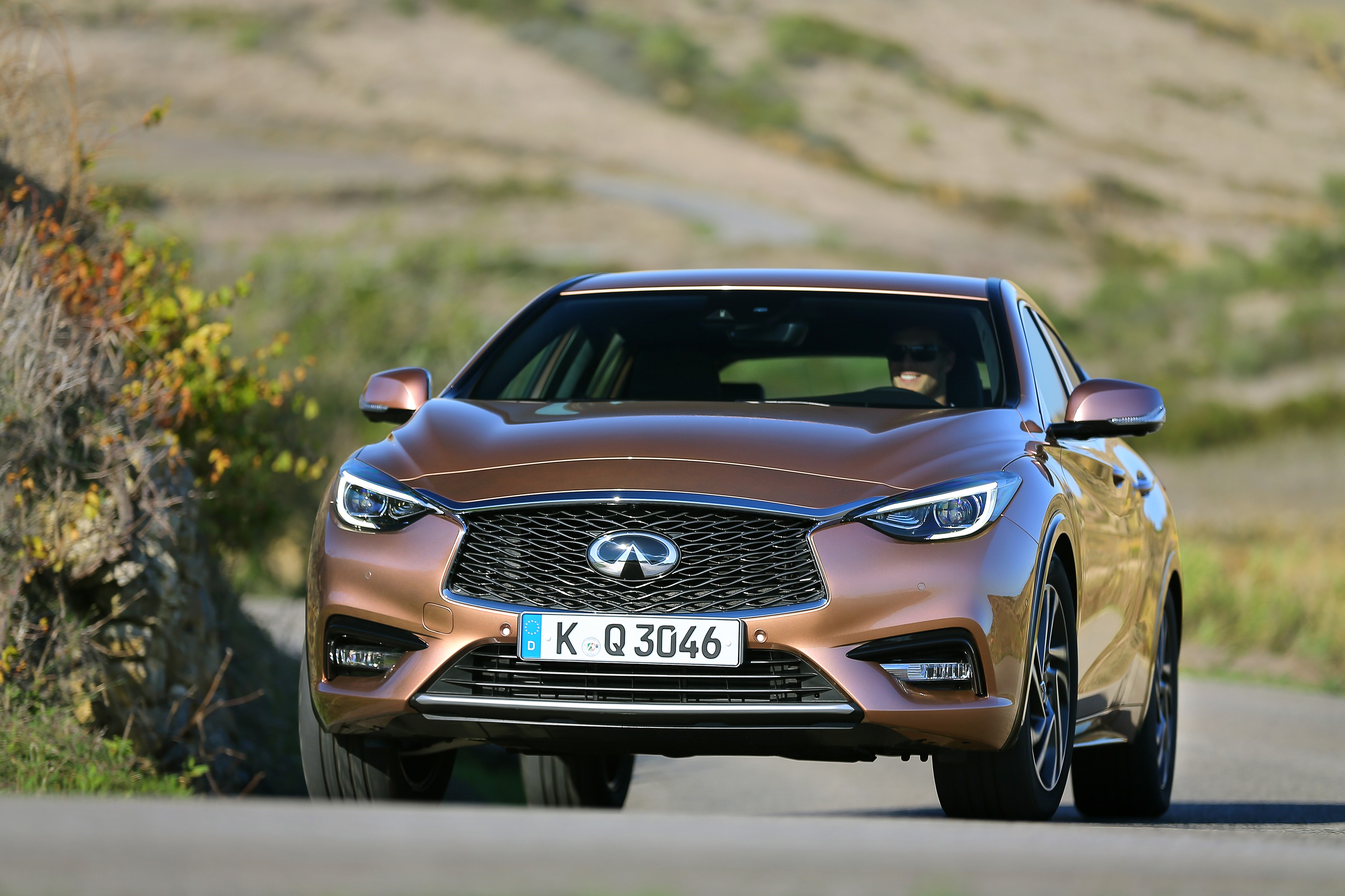 Infiniti Qx30 photo 35