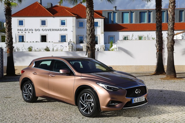 Infiniti Qx30 foto 36