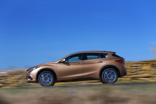 Infiniti Qx30 foto 48