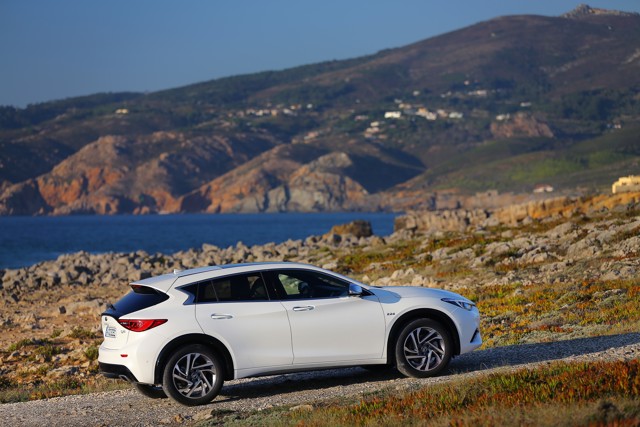 Infiniti Qx30 foto 62