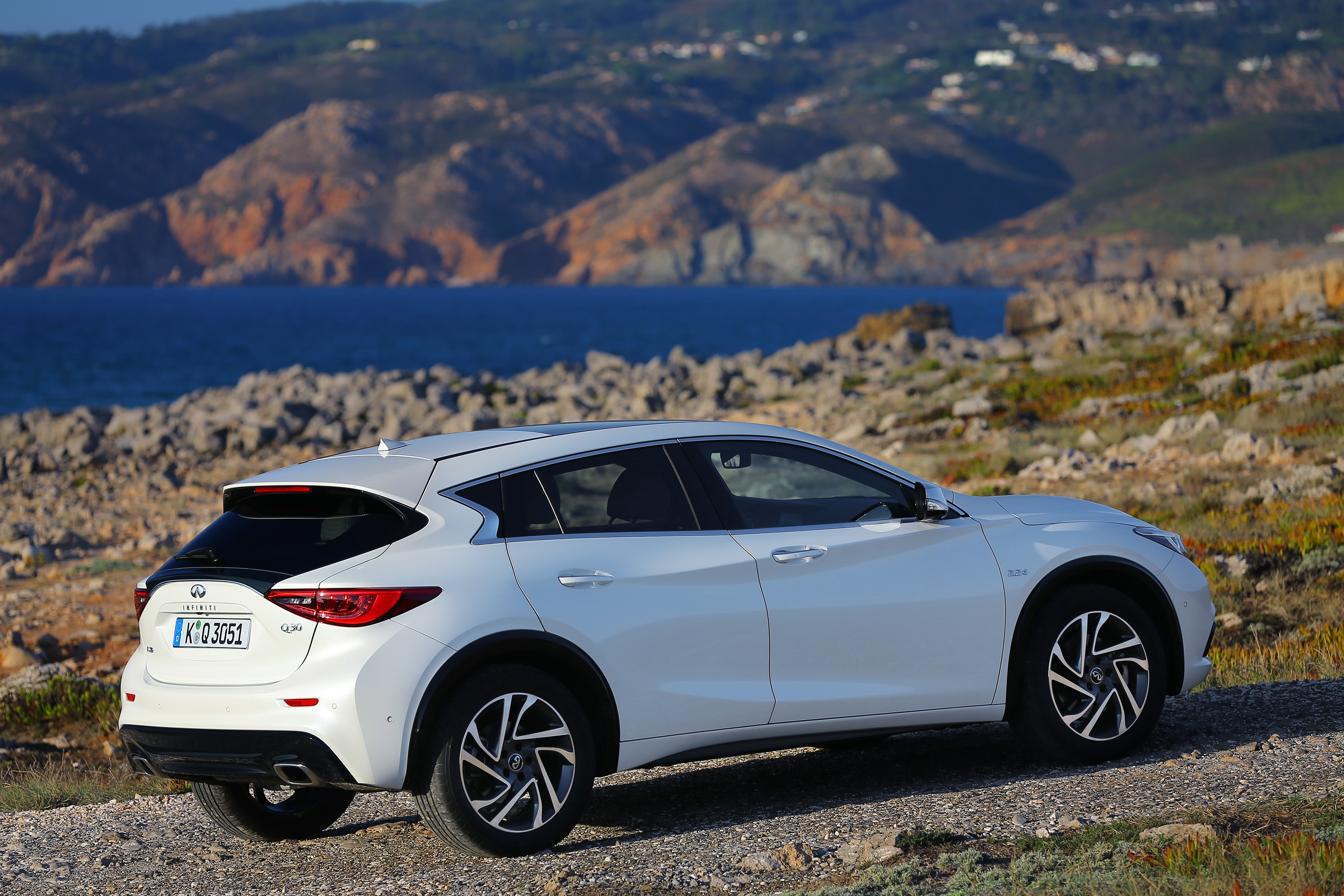 Infiniti Qx30 photo 68
