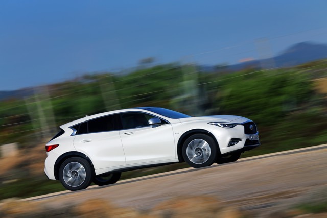 Infiniti Qx30 foto 70