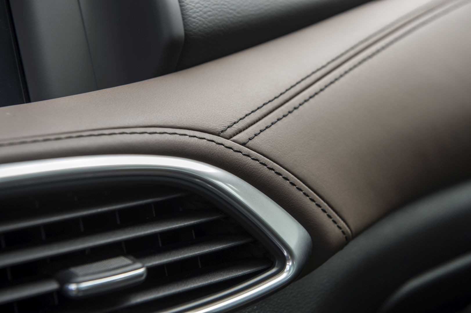 Infiniti Qx30 photo 82