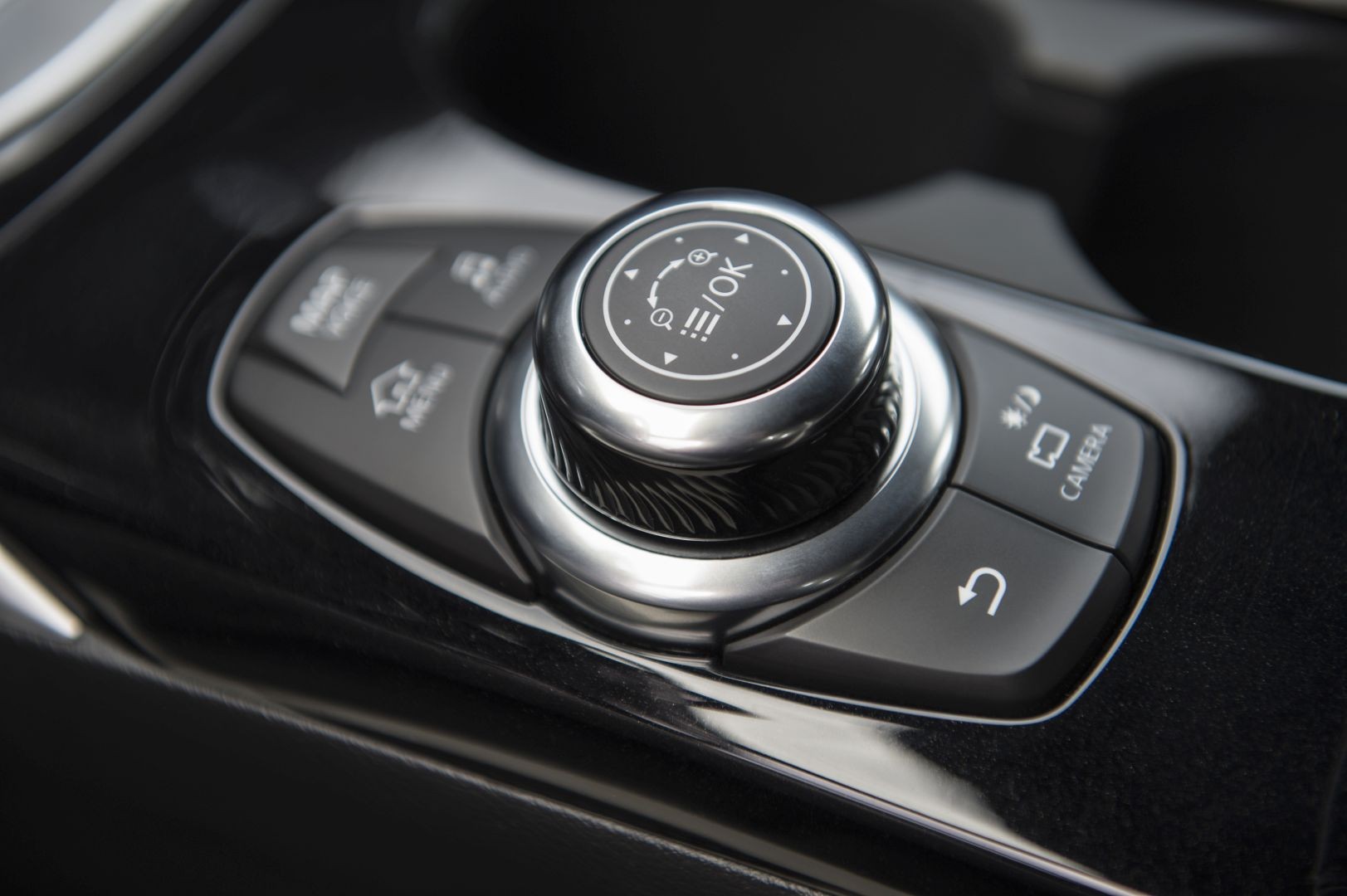 Infiniti Qx30 photo 89