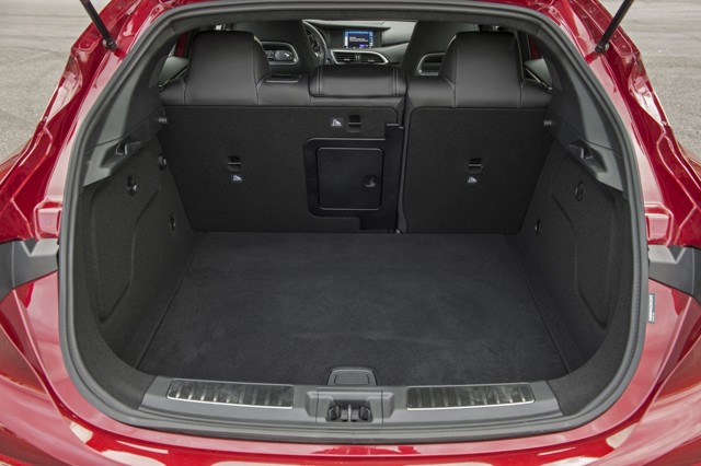 Infiniti Qx30 foto 92