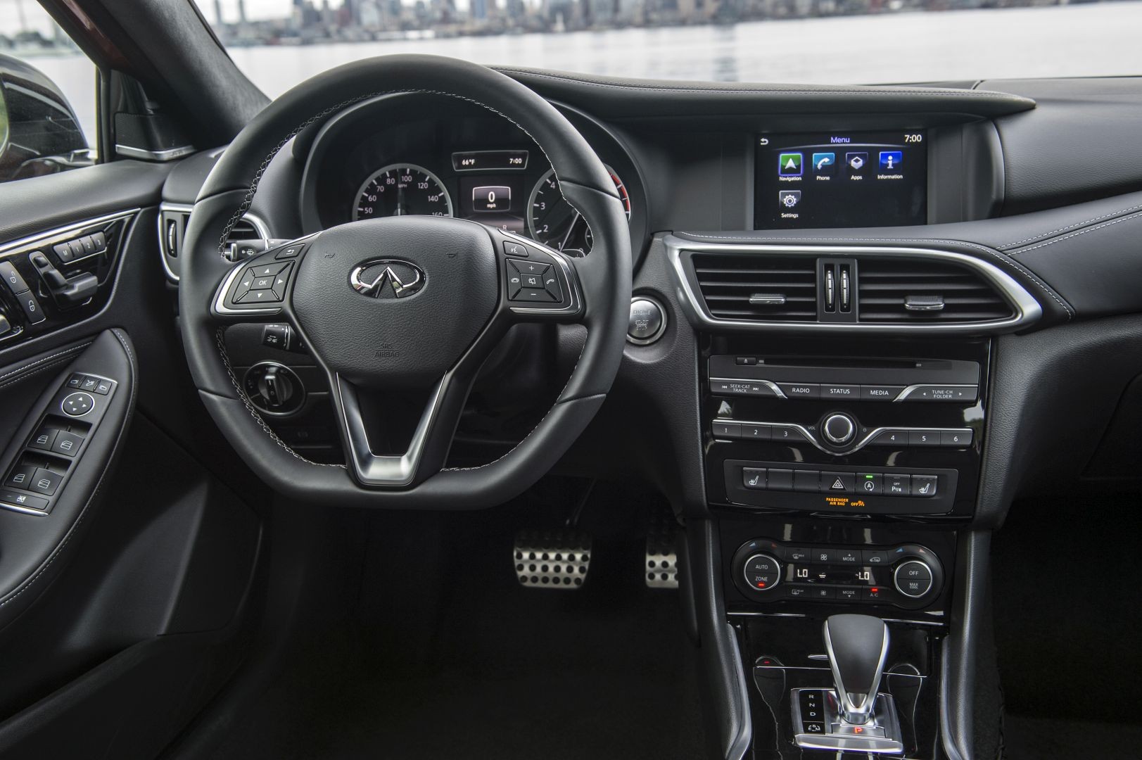 Infiniti Qx30 photo 59