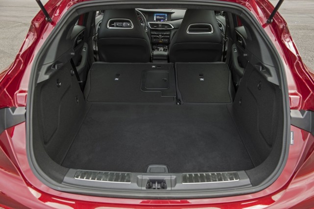 Infiniti Qx30 foto 95