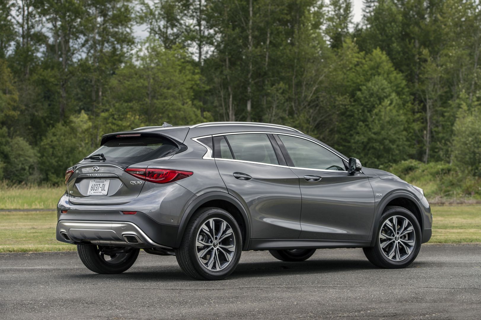 Infiniti Qx30 photo 3
