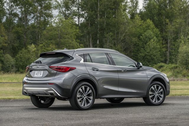 Infiniti Qx30 foto 3