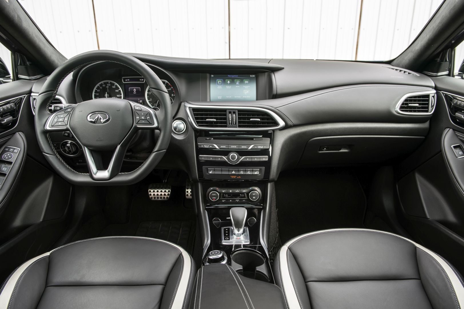 Infiniti Qx30 photo 60