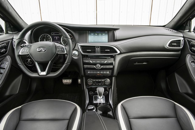 Infiniti Qx30 foto 60